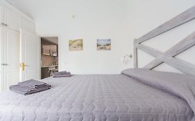 Perla House